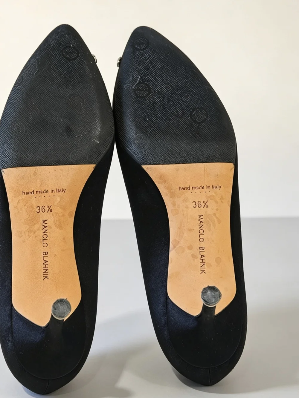 Manolo Blahnik Black Satin Hangisi Crystal-Embellished Pumps - Picture 10 of 12